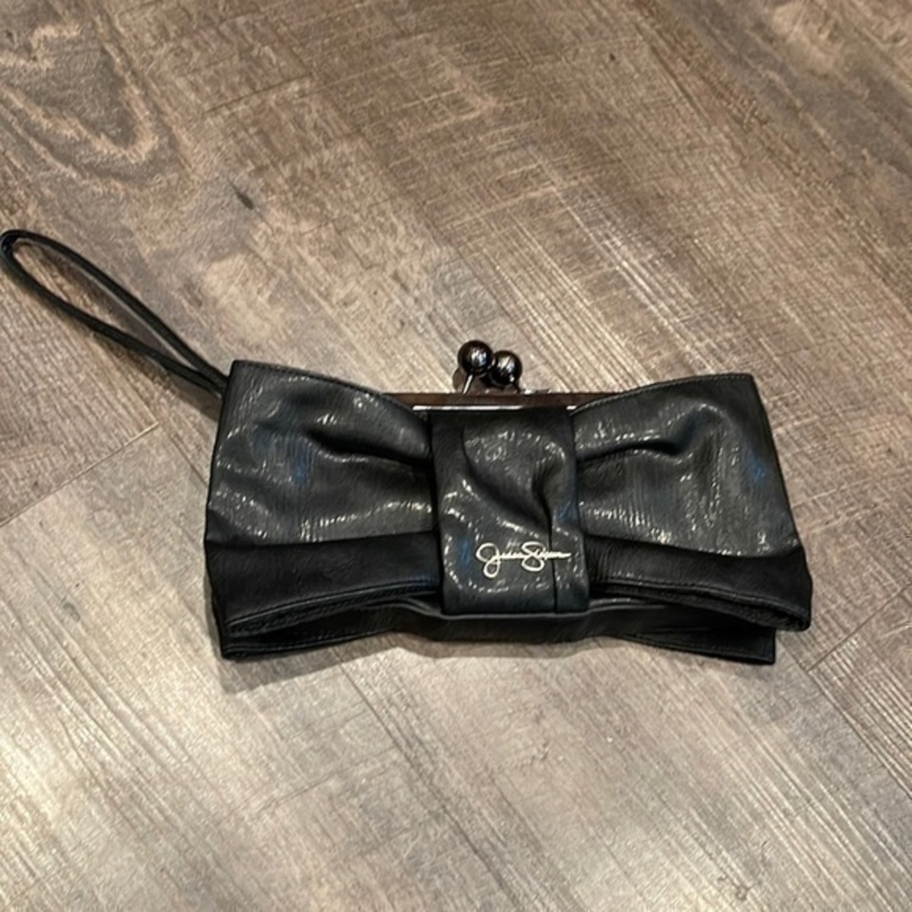 Jessica Simpson BOW clutch
